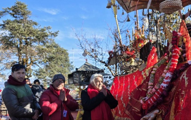 प्रधानमन्त्री शुसिला कार्की ताप्लेजुङ पुगिन्, पाथीभरा मन्दिरमा पूजाअर्चना